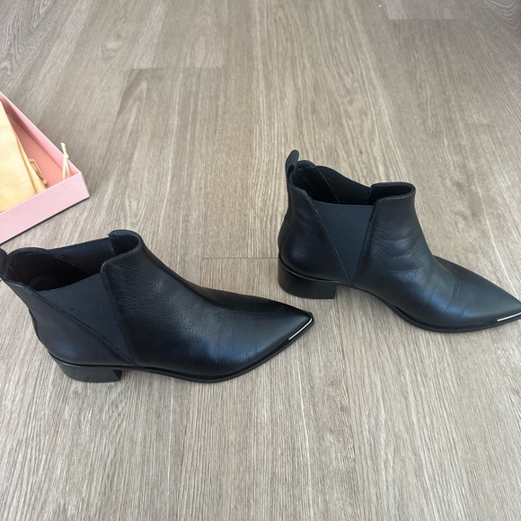 Acne Studios - Jensen Ankle Boot in Black Napa Leather - Size 35 - Picture 7 of 8